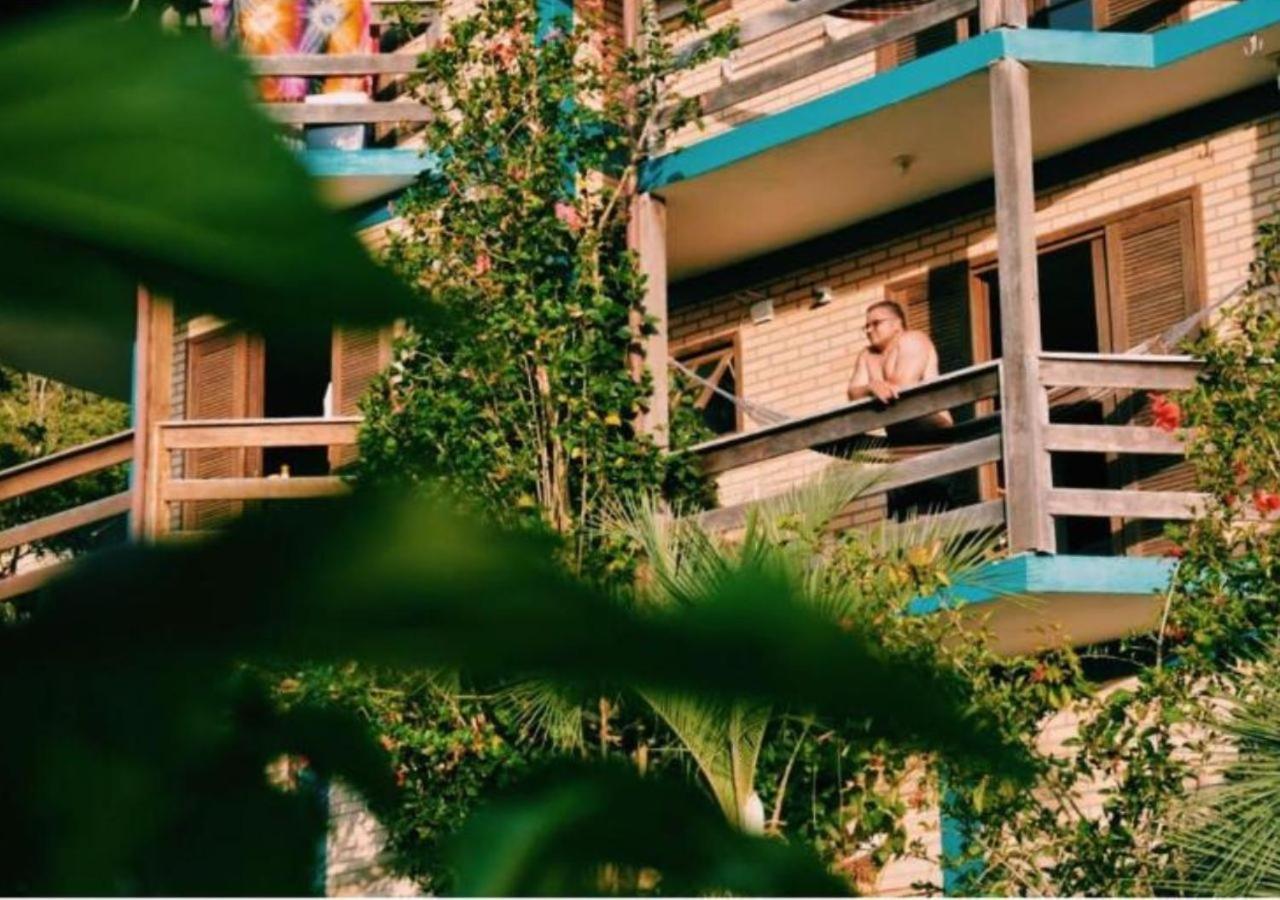 Paraiso Hostel פראייה דו רוזה מראה חיצוני תמונה