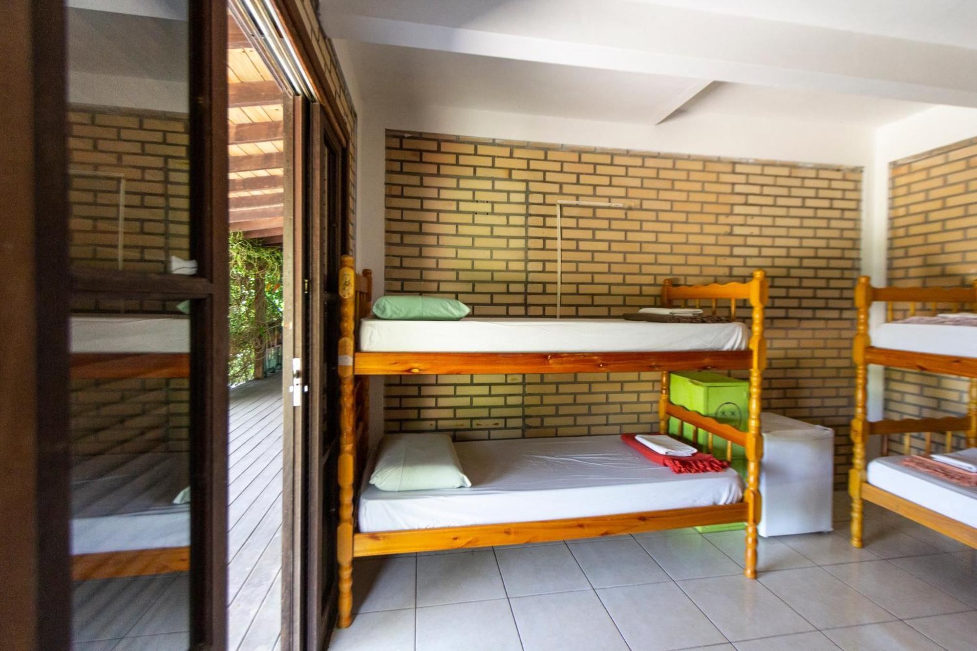 Paraiso Hostel פראייה דו רוזה מראה חיצוני תמונה