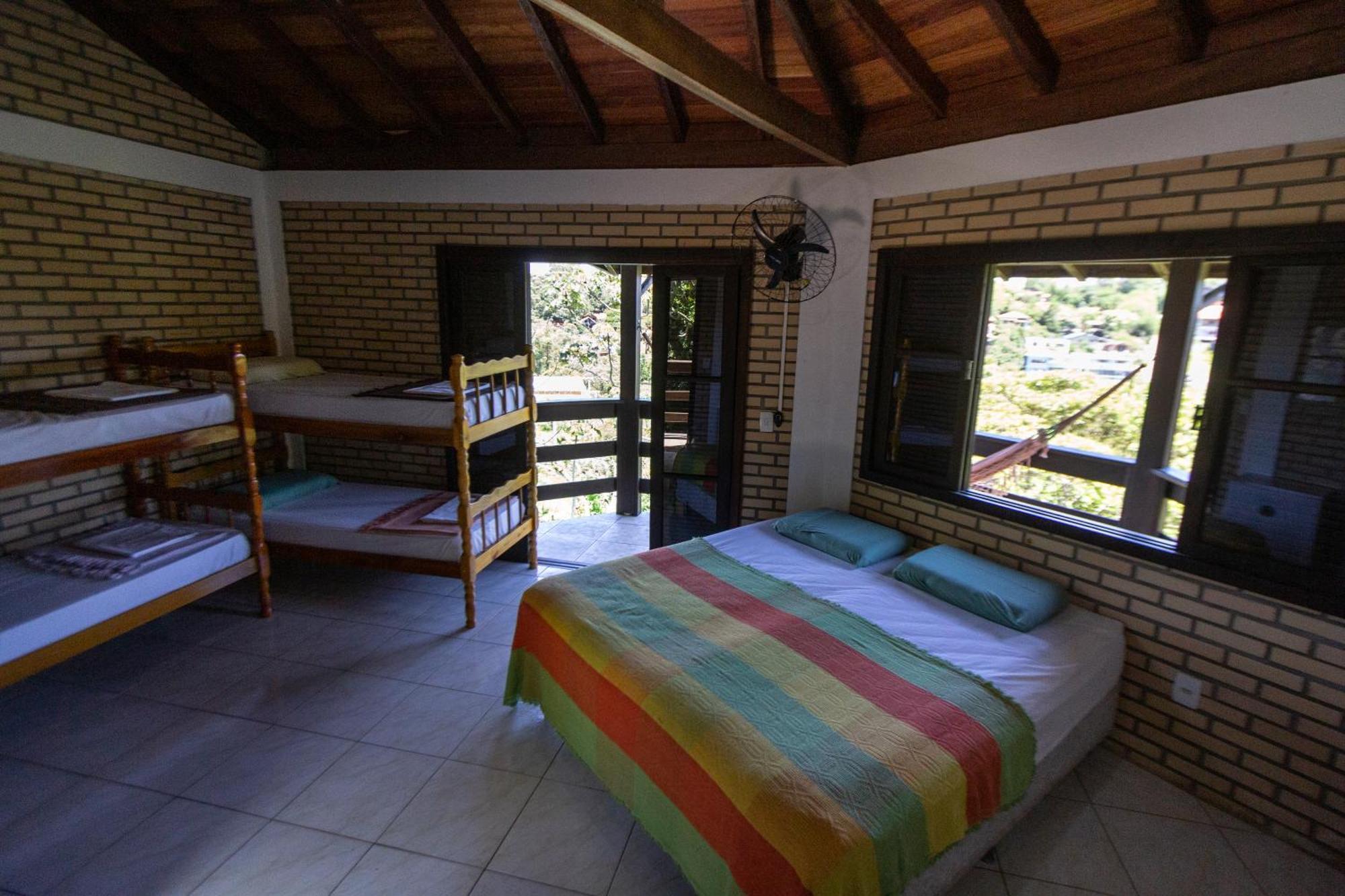 Paraiso Hostel פראייה דו רוזה מראה חיצוני תמונה